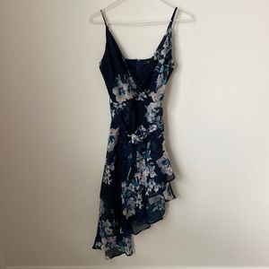 Floral, asymmetrical dress - Size XS